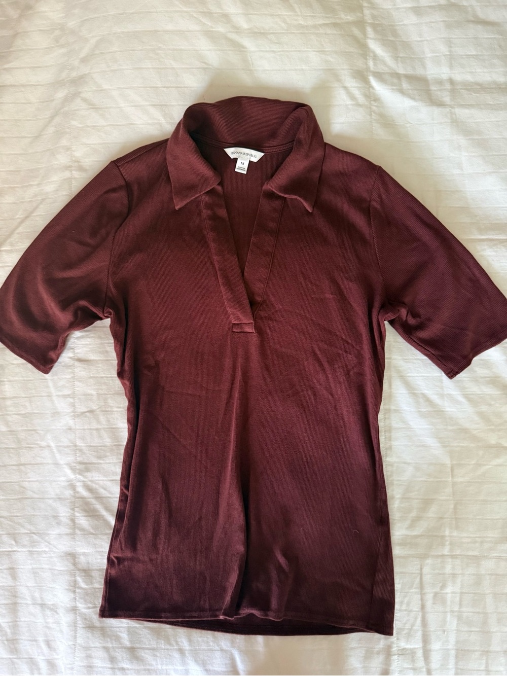 Banana Republic Rich Brown Polo-Style V-Neck Short Sleeve Top